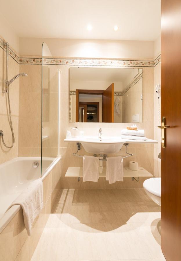 Hotel Eden 레비코온천 외부 사진